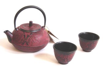 Japanese Cast Iron Tea Pot Set Burgundy Red Bamboo